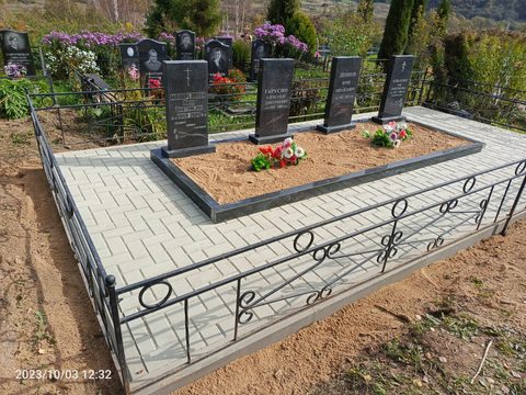 Готовая работа МРАМОР - памятник с установкой