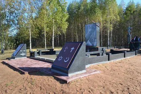 Работа №32 - памятник, изготовленный и установленный МРАМОР в Смоленской области